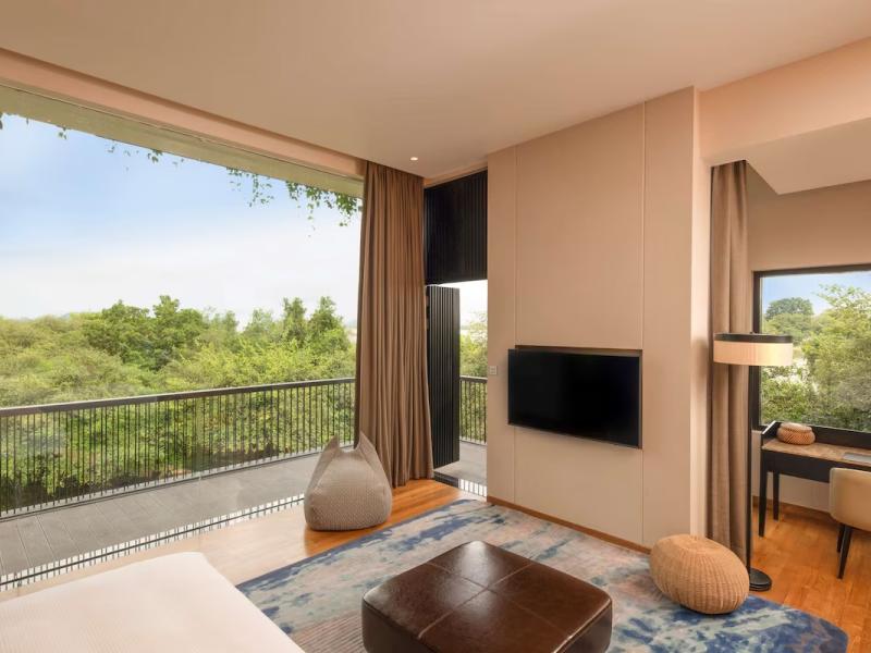 DoubleTree by Hilton Weerawila Rajawarna Resort