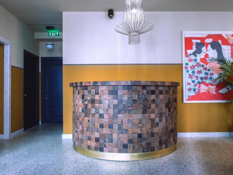 Zemeli Hotel