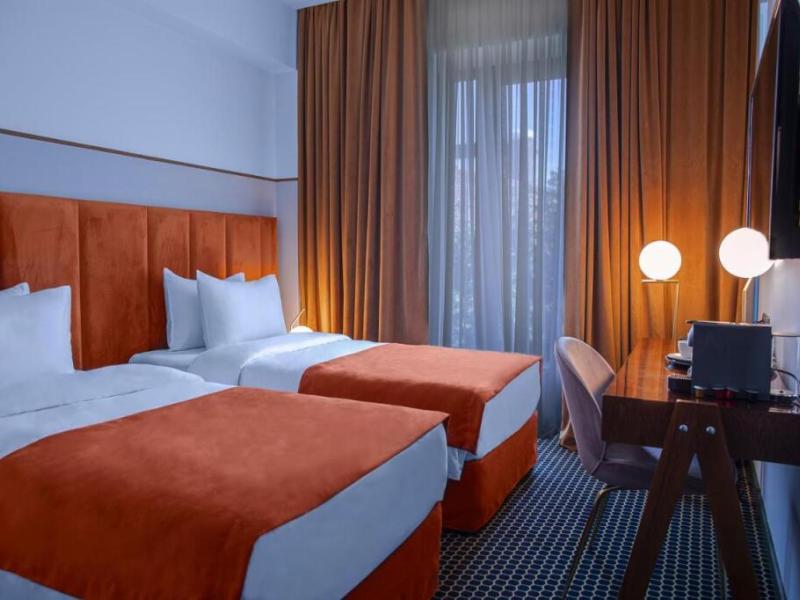 Zemeli Hotel