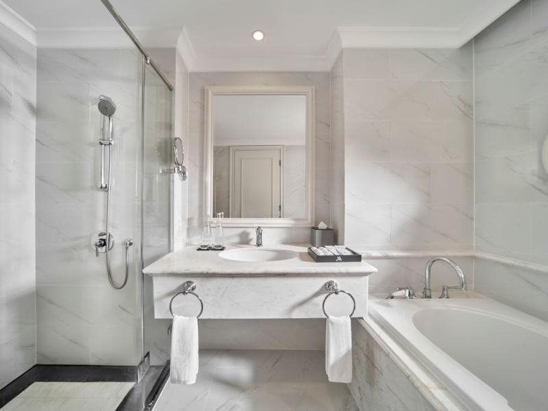 Nha Trang Marriott Resort & Spa, Hon Tre Island