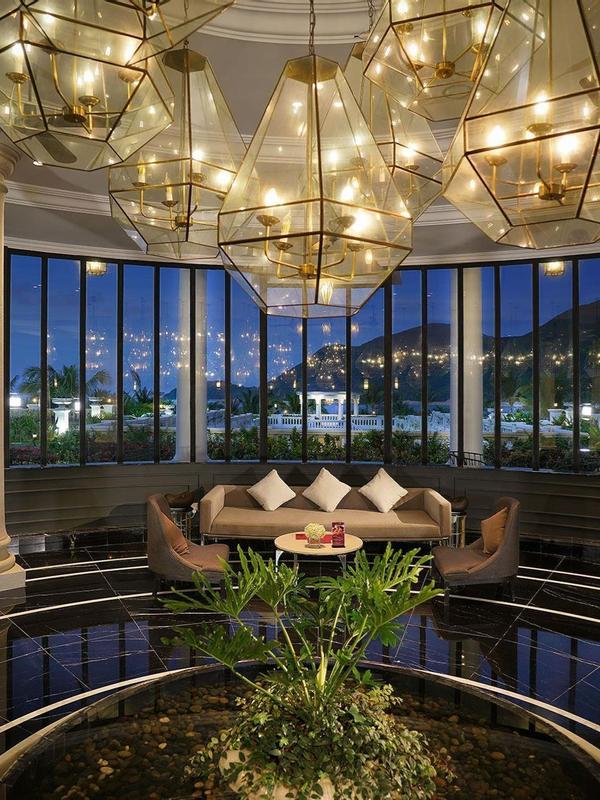 Vinpearl Discovery Sealink Nha Trang