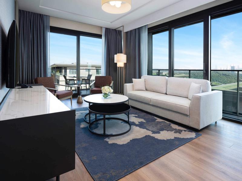 Movenpick Living Istanbul Camlivadi
