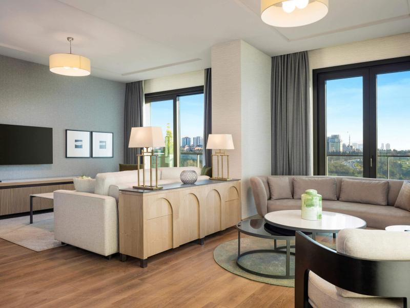 Movenpick Living Istanbul Camlivadi