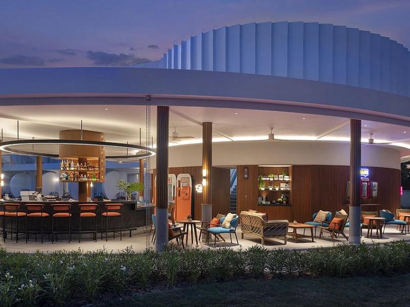 Avani Chaweng Samui Hotel & Beach Club