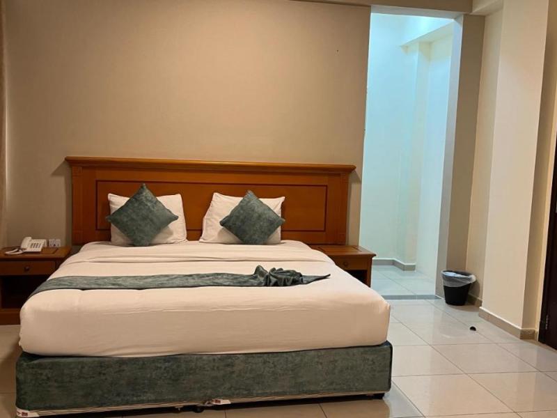 Al Murooj Hotel Apartments