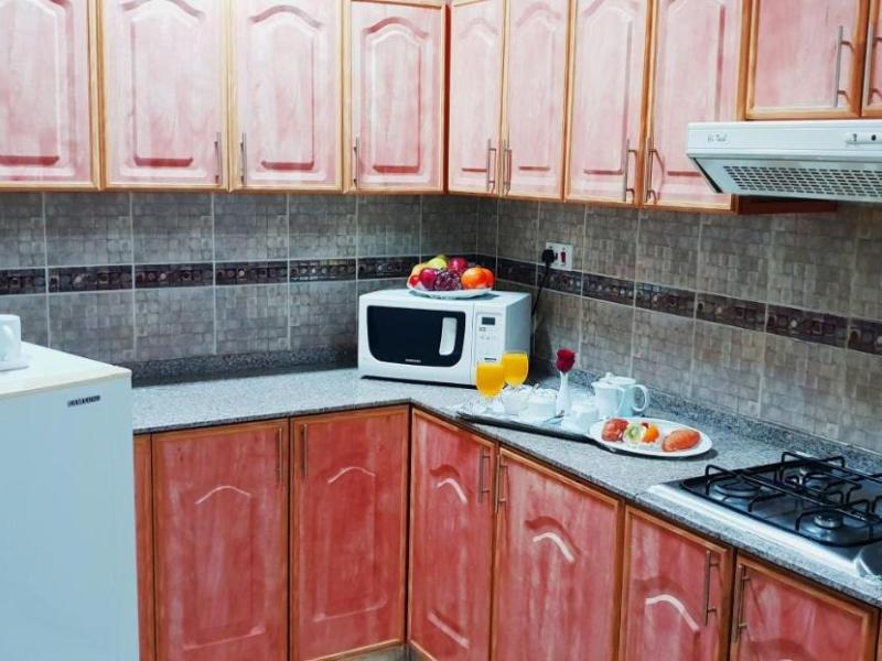 Al Murooj Hotel Apartments