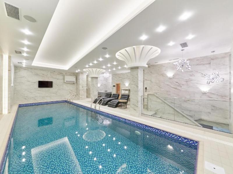 Мегаполис Набережная