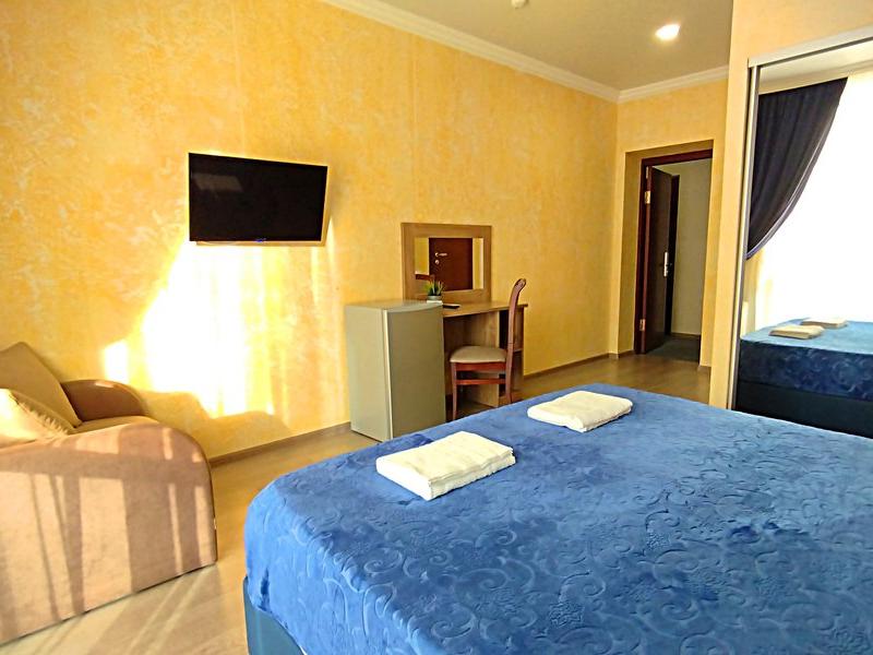 Друзья (Дивноморское)