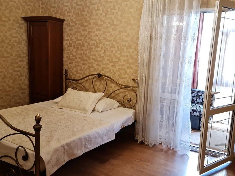 У Валентины гостевой дом (ул Чкалова)