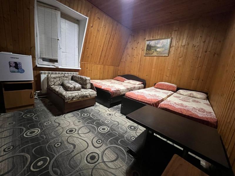 Жара гостевой дом
