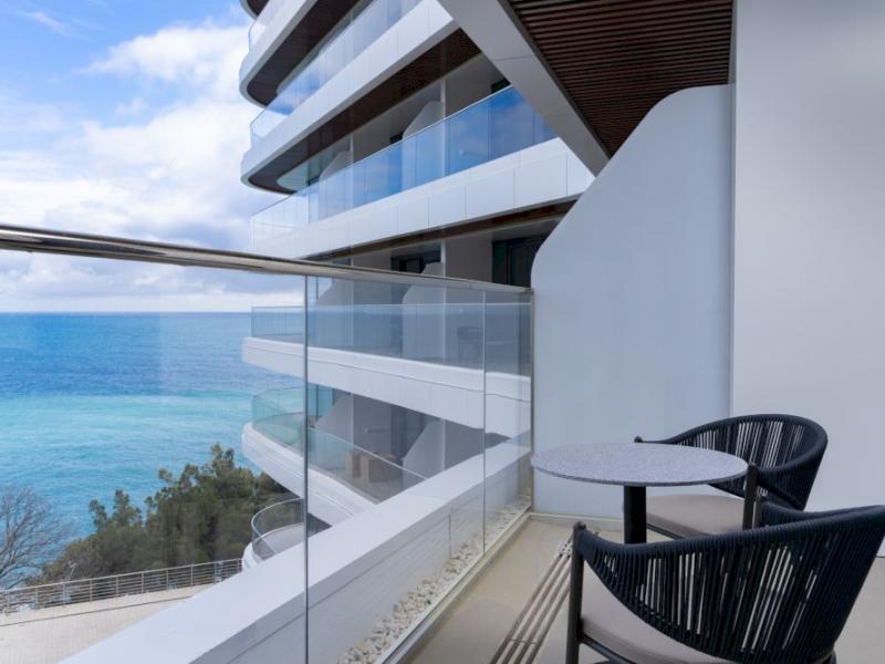 Luciano Wellness & Spa Foros