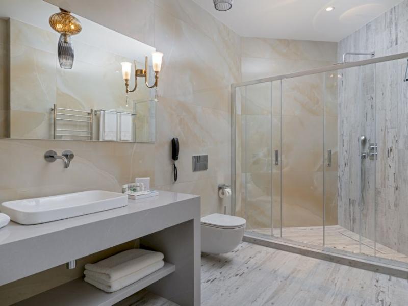 Luciano Wellness & Spa Foros