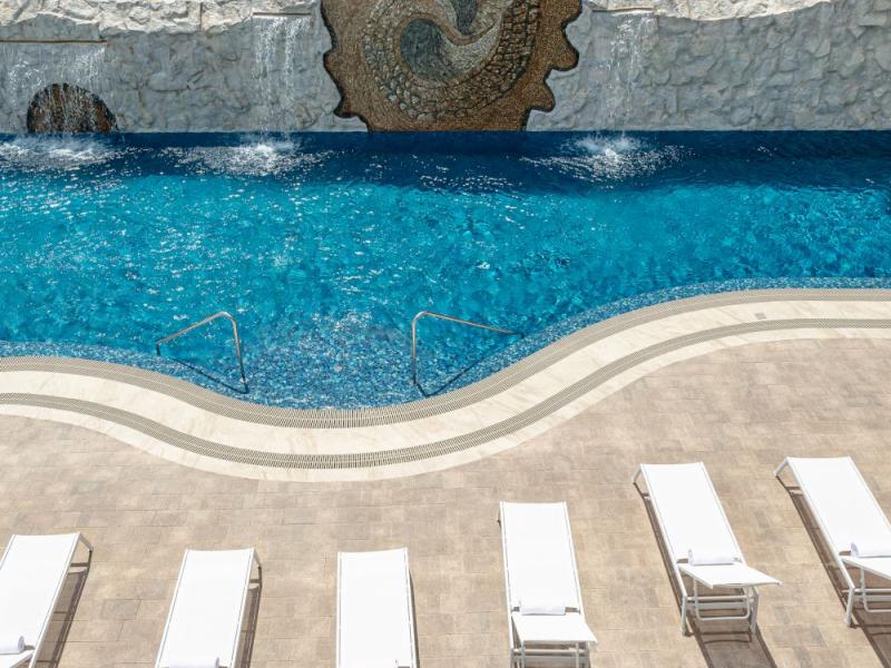 Luciano Wellness & Spa Foros