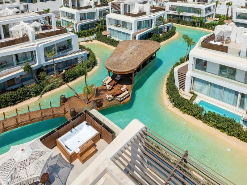 Club Arona By Laren Hotel