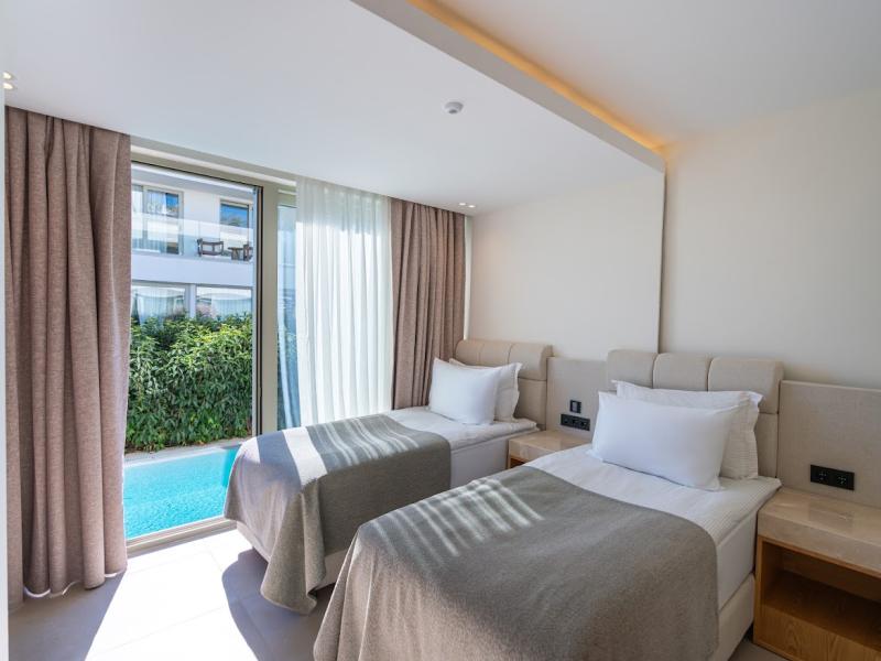 Club Arona By Laren Hotel