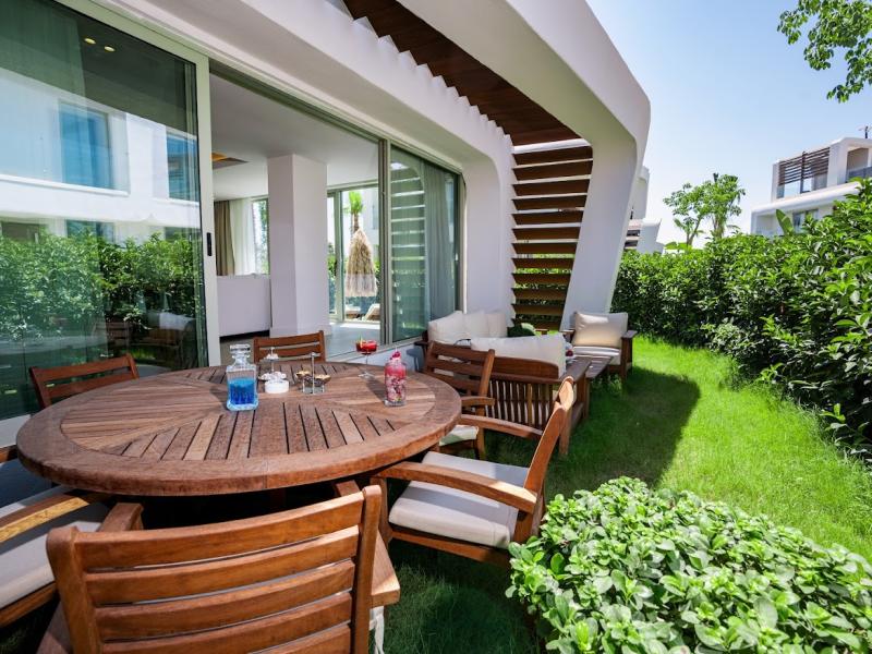 Club Arona By Laren Hotel