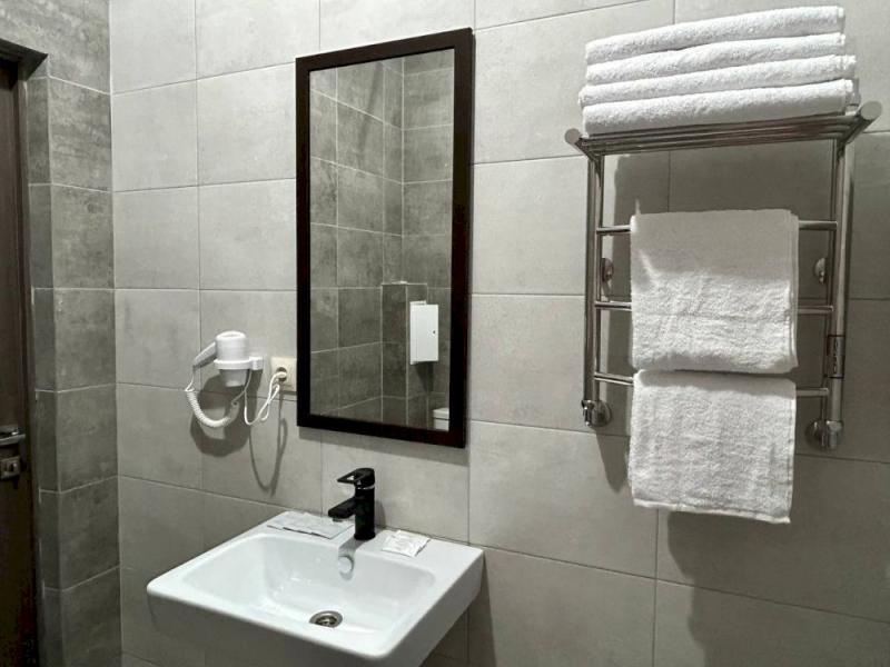 Гости Кавказа-Hotel Gagra (ул. Ардзинба)