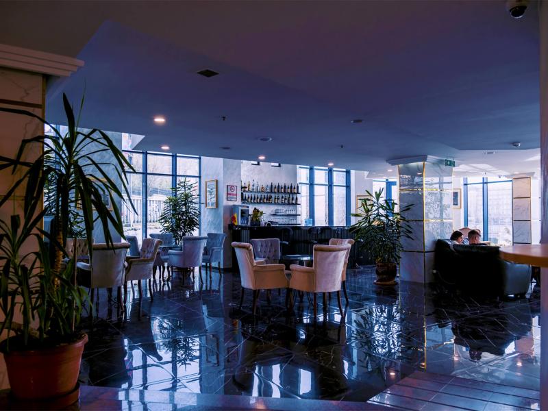 Euro Plaza 