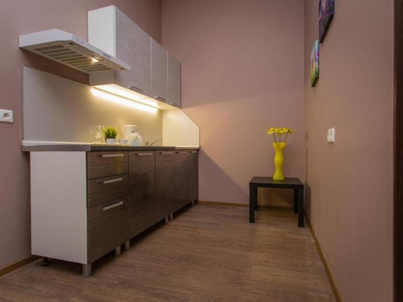 Отель Цветной 5