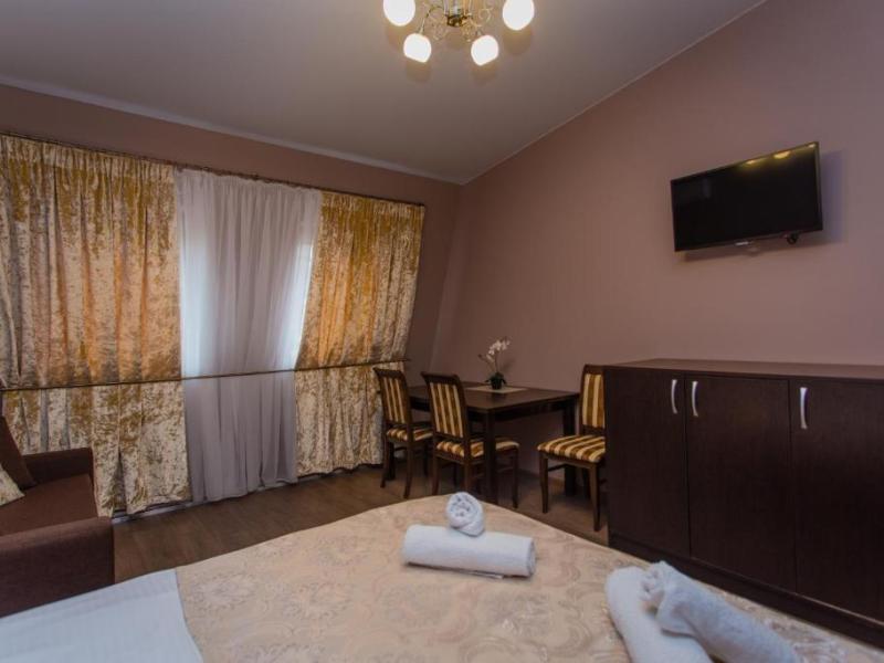 Отель Цветной 5