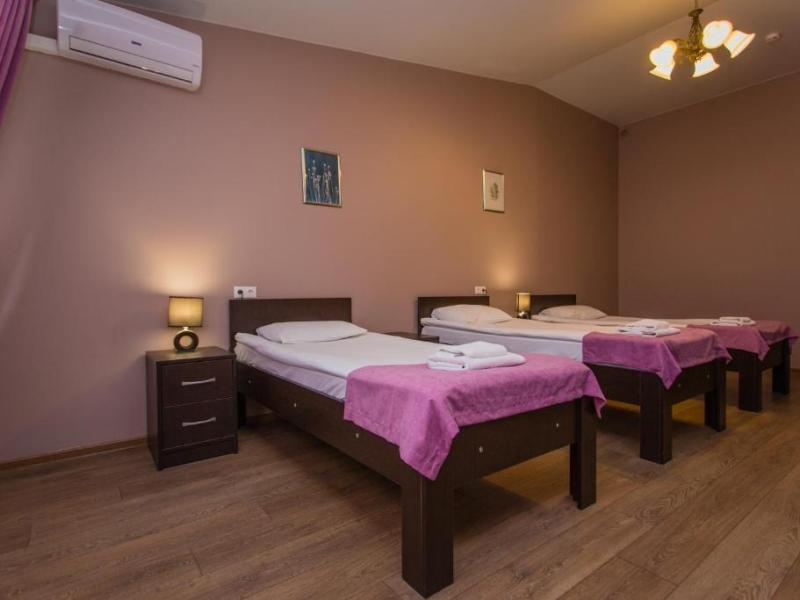 Отель Цветной 5