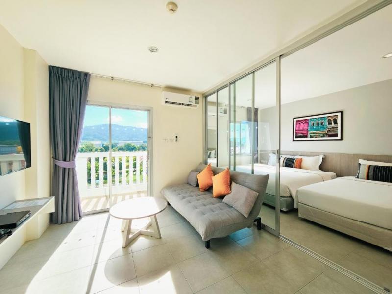 Recenta Suite Phuket Suanluang