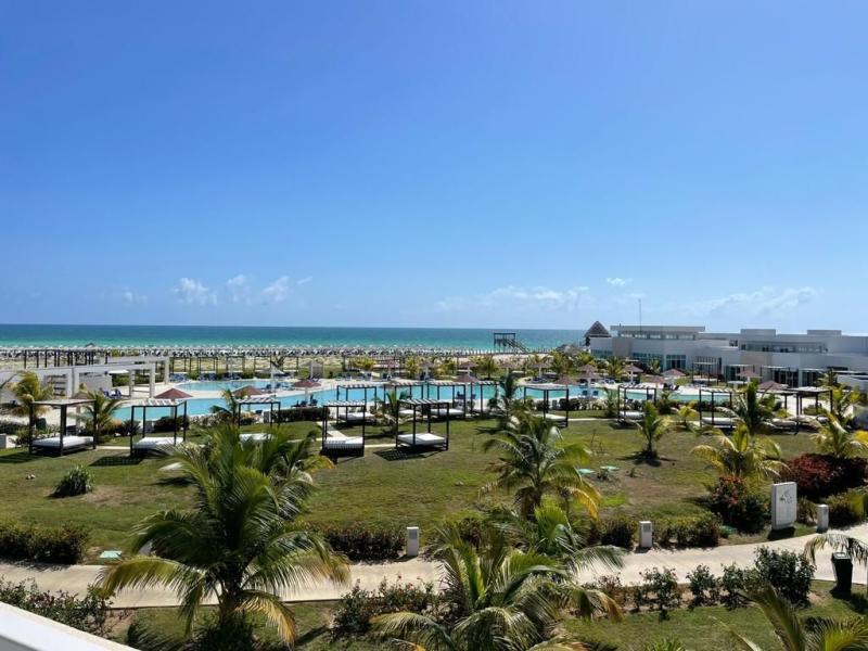 Woovo Playa Hermosa Cayo Paredon Resort