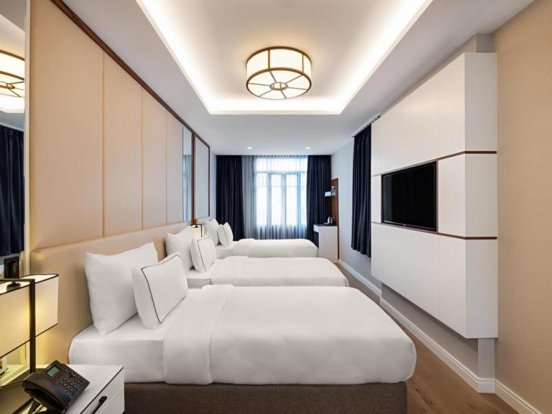 Gleam Collection Hotel