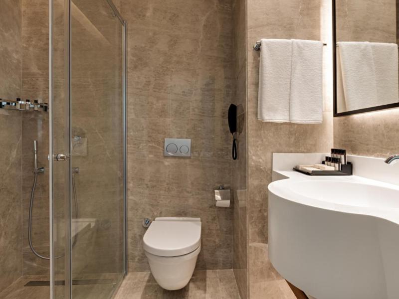 Gleam Collection Hotel