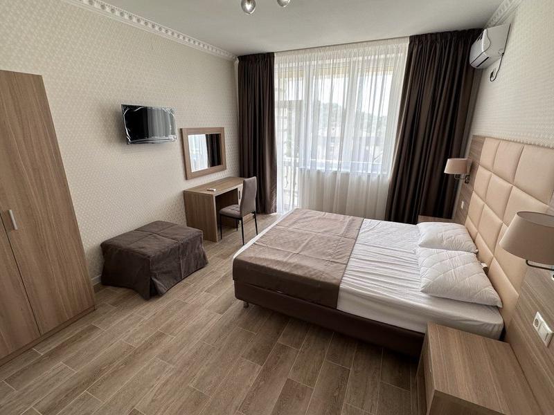 Ani Loo Hotel