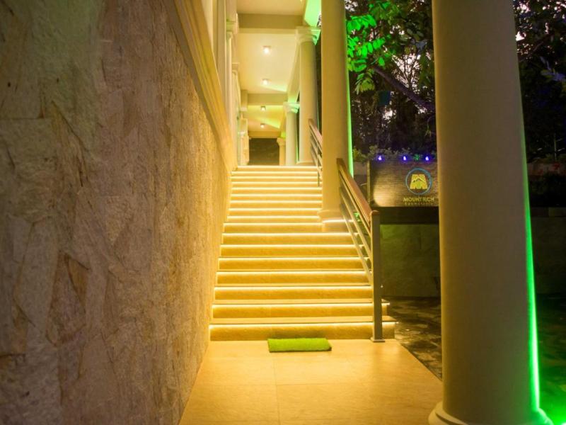 Mount Rich Rumassala