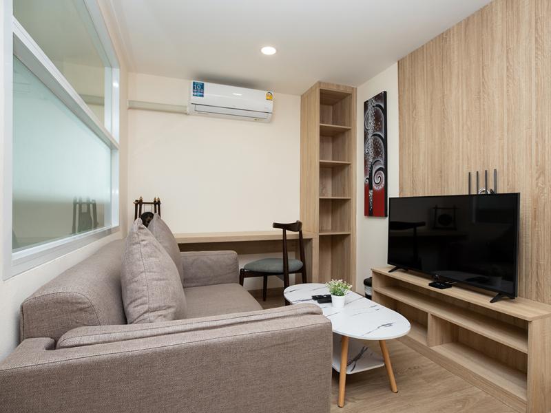 iCheck inn Darisa Patong