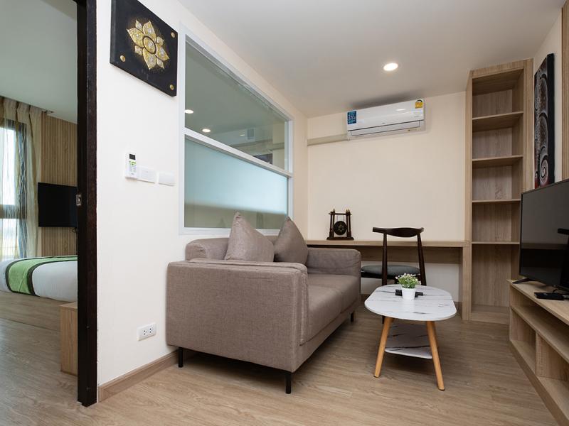 iCheck inn Darisa Patong