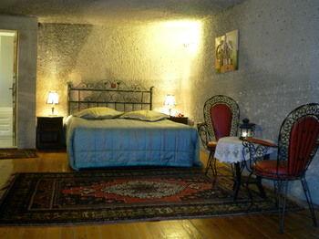 Nature Park Cave Hotel