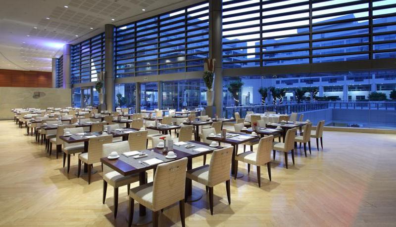 Eurostars Grand Marina Hotel