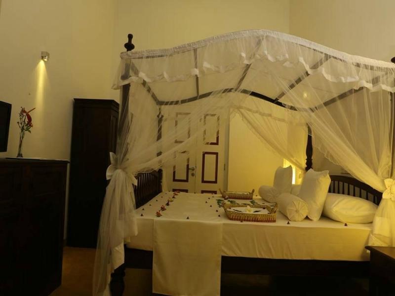 The Beach Hotel Oasis Bridge (Ambalangoda)