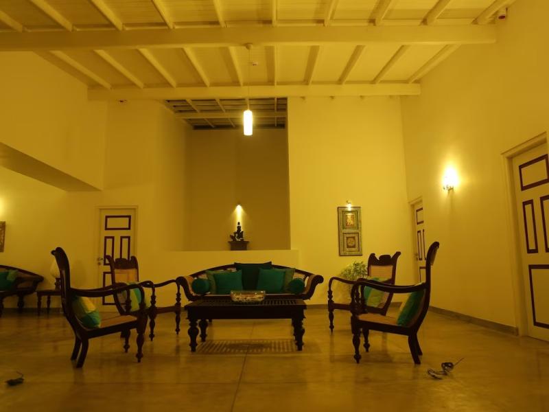 The Beach Hotel Oasis Bridge (Ambalangoda)