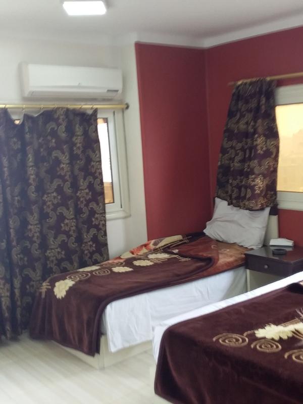 Isis Hotel 2