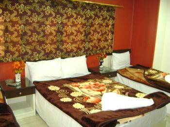 Isis Hotel 2