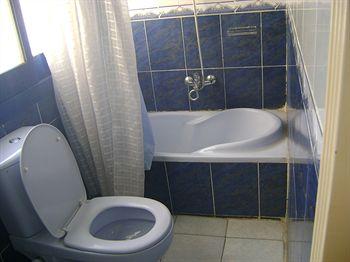 Isis Hotel 2