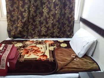 Isis Hotel 2