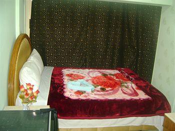 Isis Hotel 2