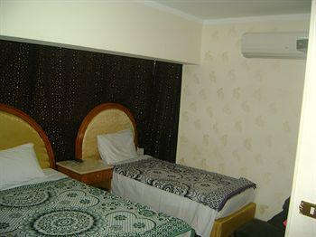 Isis Hotel 2