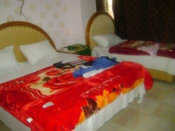 Isis Hotel 2