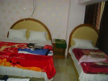 Isis Hotel 2