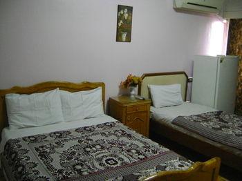 Isis Hotel 2