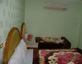 Isis Hotel 2