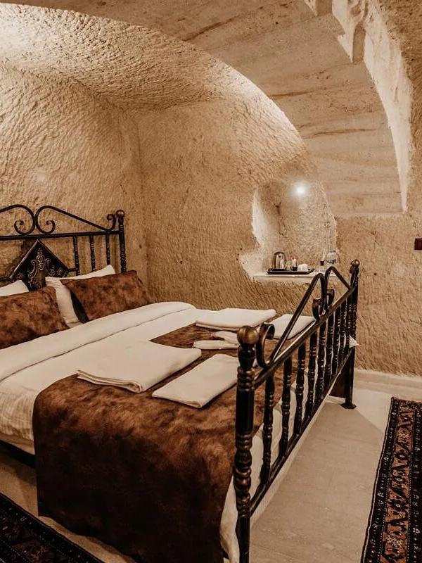 Romantic Cave Hotel