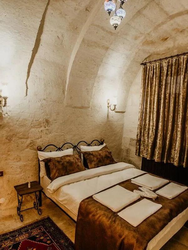 Romantic Cave Hotel