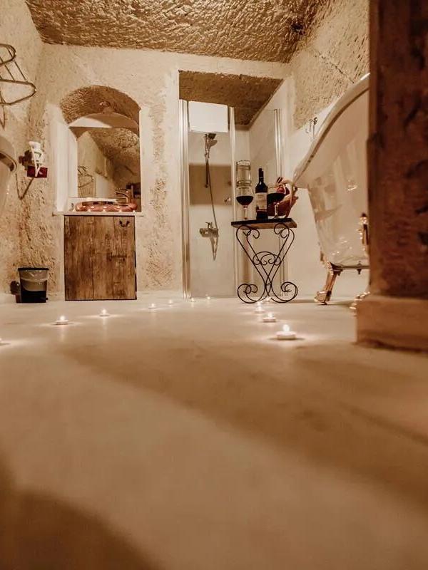 Romantic Cave Hotel